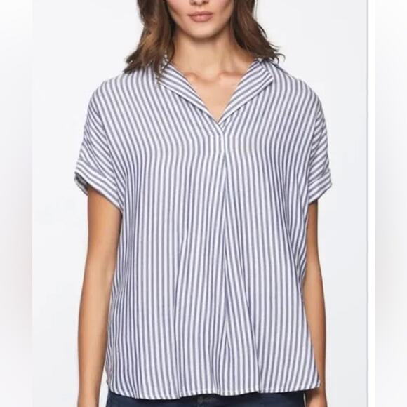 Beach lunch and lounge linen/cotton stripe top, size Large worn once - Picture 1 of 8